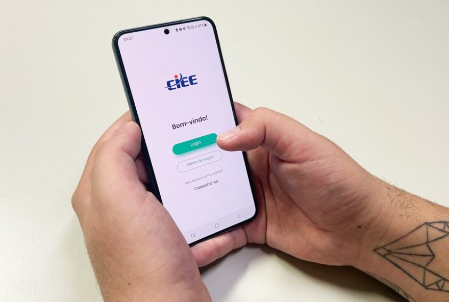 estagio-e-jovem-aprendiz3A-161-vagas-no-alto-tiete-7C-quinta-feira