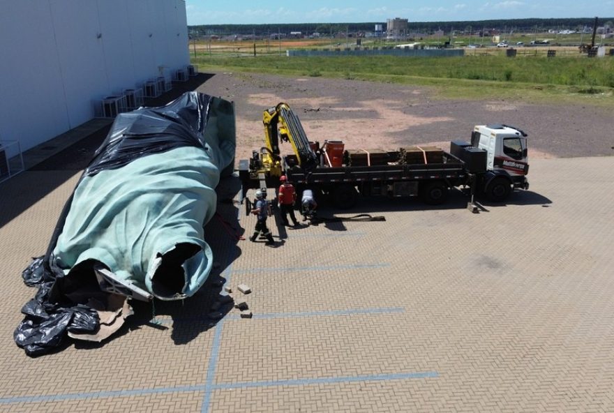 estatua-da-havan-de-r24-1-milhao-danificada-por-temporal-no-rs-passara-por-restauracao estatua-da-havan-de-r24-1-milhao-danificada-por-temporal-no-rs-passara-por-restauracao