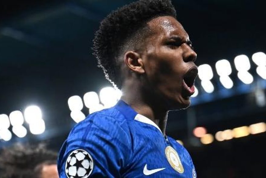 estevao-brilha-e-vence-yamal-em-duelo-na-champions-league estevao-brilha-e-vence-yamal-em-duelo-na-champions-league