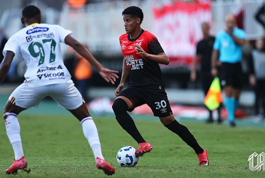 estrategia-do-cruzeiro-para-lucrar-com-a-possivel-venda-de-tevis3A-monitoramento-e-perspectivas-otimistas.-acompanhe