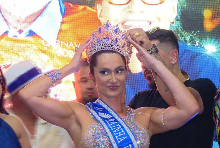 estreante2C-consultora-fitness-e-a-rainha-da-academicos-de-niteroi-em-2026 estreante2C-consultora-fitness-e-a-rainha-da-academicos-de-niteroi-em-2026