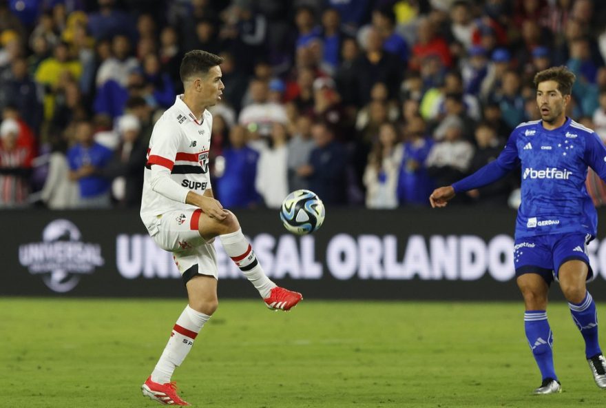 estreia-de-oscar-pelo-sao-paulo-contra-o-cruzeiro3A-analise-e-expectativas-para-a-temporada-2025