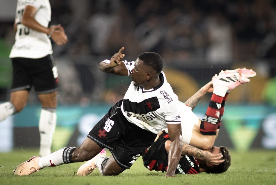 estreia-promissora-de-cuesta-no-vasco-e-elogiada-por-diniz3A-22foi-um-acerto22
