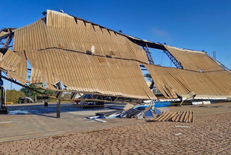 estrutura-de-posto-de-combustivel-desaba-em-mirassol-sp-fotos-e-videos-da-tragedia