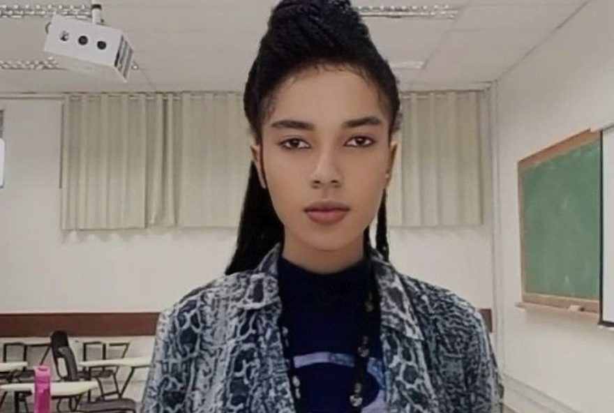 estudante-haitiana-e-impedida-de-embarcar-em-voos-para-europa3A-latam-investiga-discriminacao