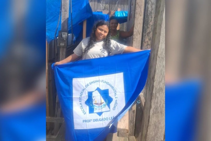 estudante-sem-rede-detecta-aprovacao-na-ufpa-depois-de-visita-da-diretora-no-marajo estudante-sem-rede-detecta-aprovacao-na-ufpa-depois-de-visita-da-diretora-no-marajo