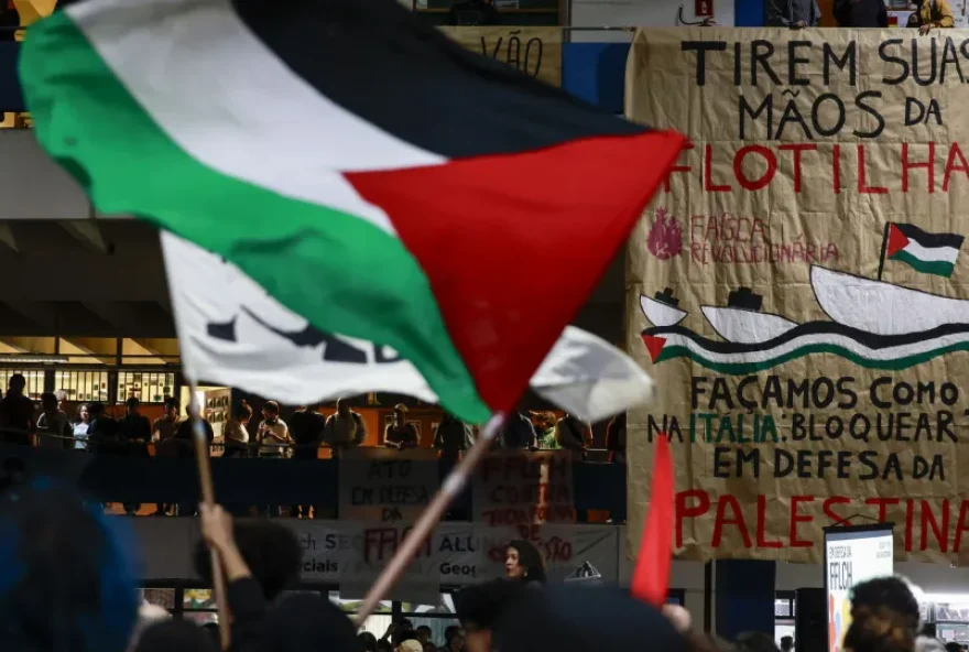 estudantes-brasileiros-pedem-a-lula-que-rompa-lacos-com-israel