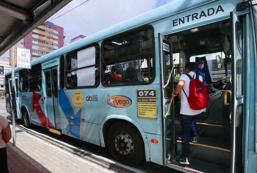 evandro-leitao-garante3A-fortaleza-nao-tera-aumento-da-tarifa-de-onibus