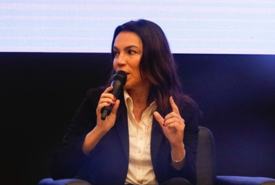evento-antonietas3A-ana-paula-araujo-debate-escalada-da-violencia-domestica-em-florianopolis