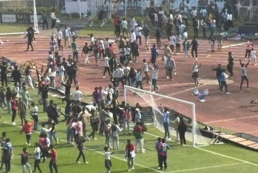 evento-com-messi-na-india-e-interrompido-apos-caos-e-vandalismo evento-com-messi-na-india-e-interrompido-apos-caos-e-vandalismo