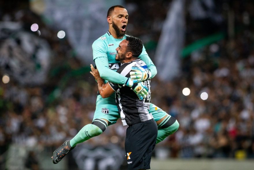 everson2C-goleiro-do-atletico-mg2C-ja-marcou-gol-de-falta-contra-o-corinthians3A-relembre-o-lance-historico