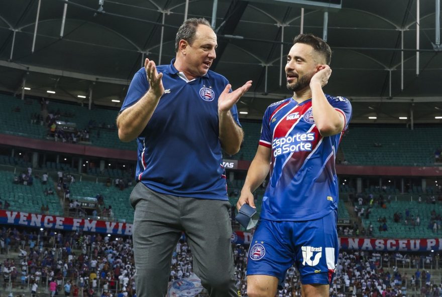 everton-ribeiro-elogia-evolucao-de-rogerio-ceni-e-revela-planos-para-pos-aposentadoria-no-futebol