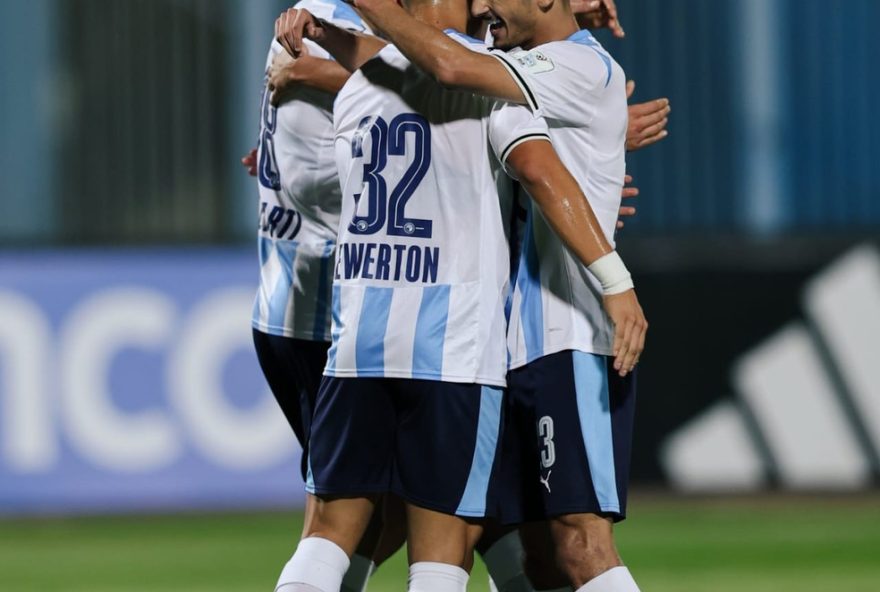 ewerton-silva-brilha-com-assistencia-em-vitoria-do-pyramids-na-copa-intercontinental-2025