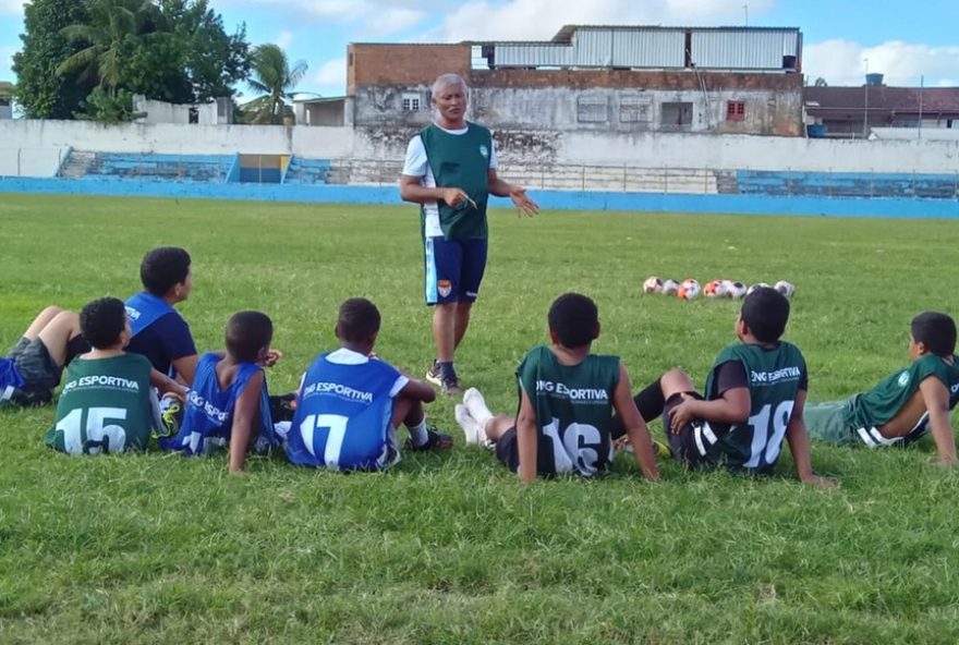 ex-arbitro-da-fpf-cria-ong-para-criancas-em-pernambuco3A-conheca-a-historia-de-superacao-de-cosme-tavares