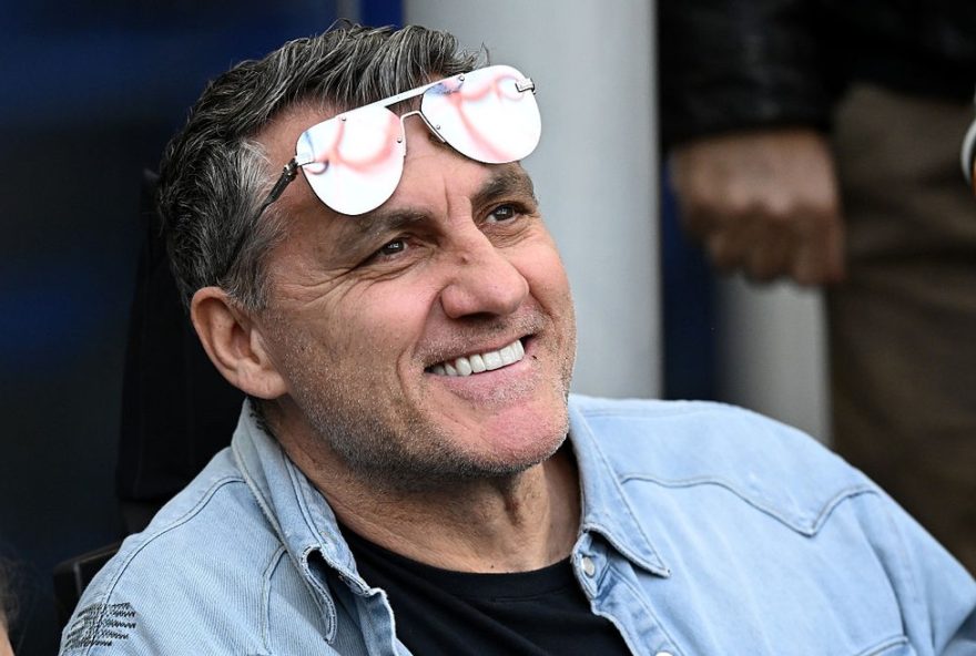 ex-atacante-christian-vieri-celebra-demolicao-do-san-siro-e-projeto-do-novo-estadio-em-milao