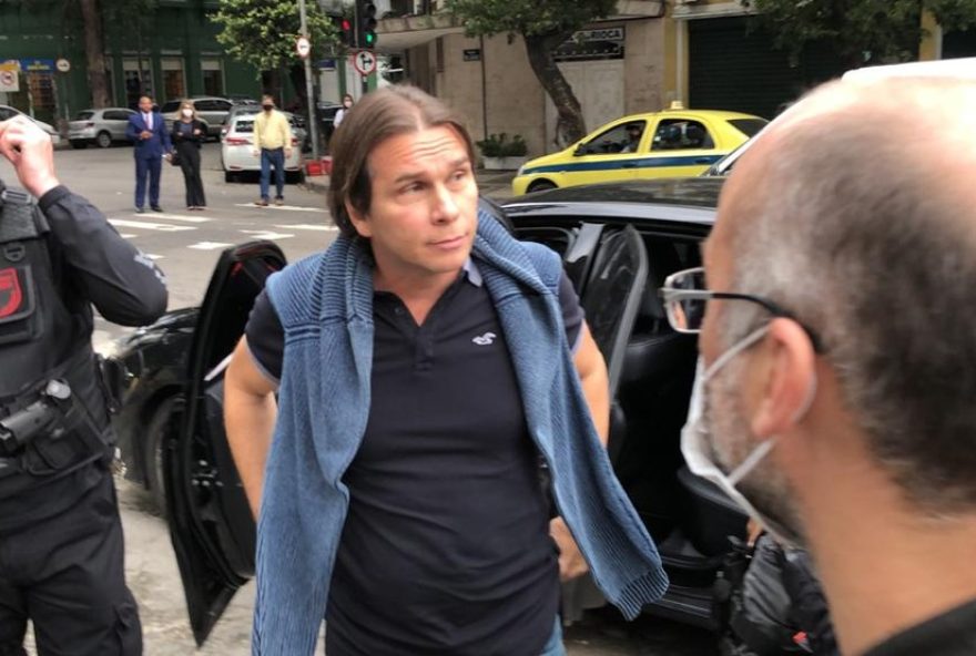 ex-delegado-preso-por-corrupcao-recebe-indenizacao-milionaria-no-rio-de-janeiro