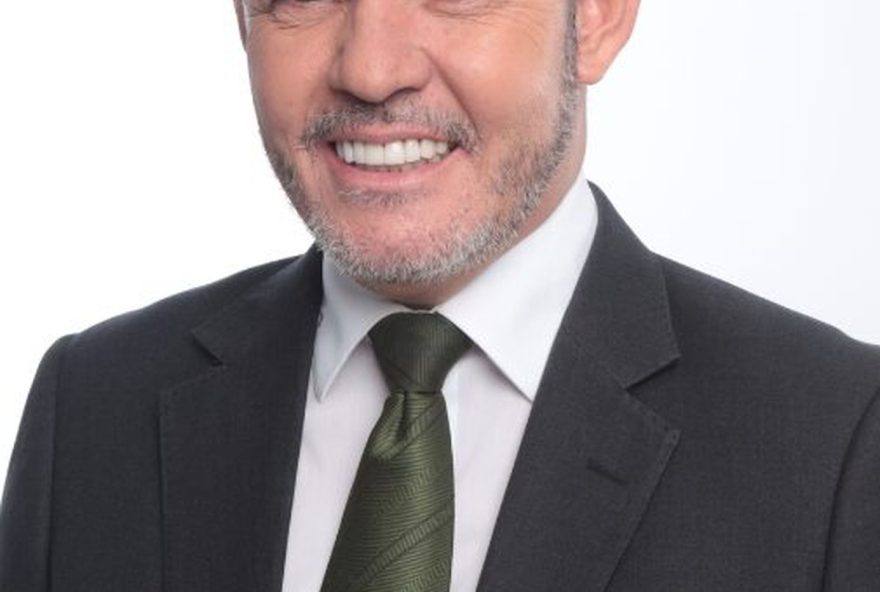 ex-deputado-com-cargo-no-governo-caiado-acusa-dino-de-bater-papo-com-traficantes-e.-se-retrata ex-deputado-com-cargo-no-governo-caiado-acusa-dino-de-bater-papo-com-traficantes-e.-se-retrata