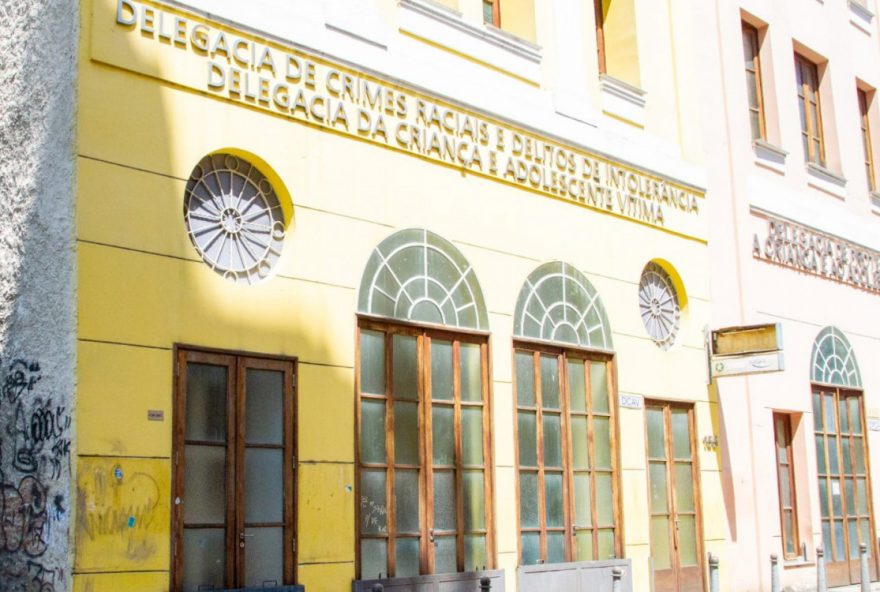 ex-deputado-e-preso-por-ter-estuprado-a-propria-filha2C-de-2-anos