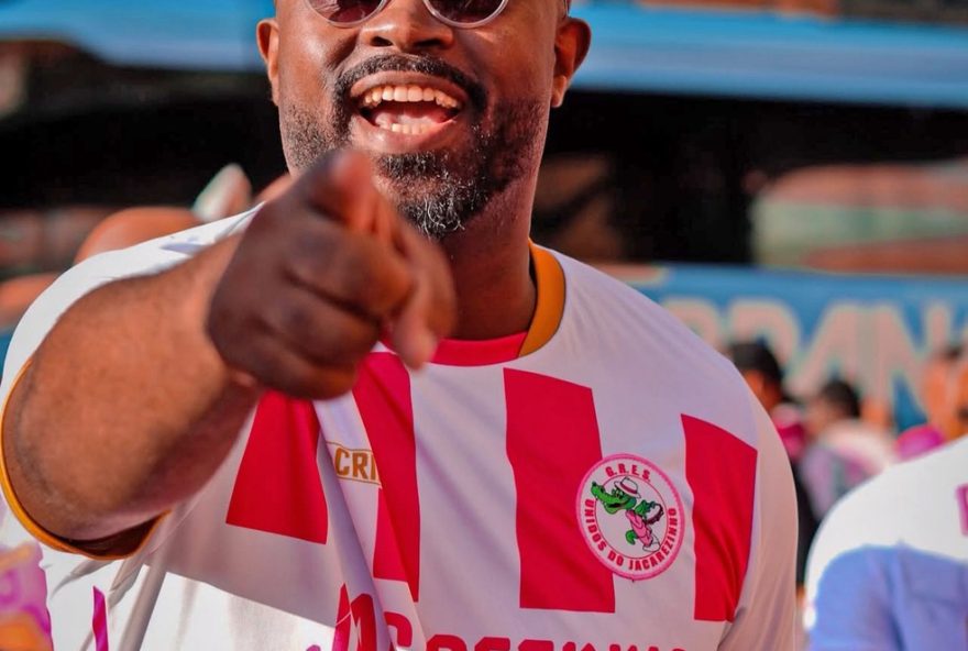 ex-diretor-da-unidos-do-jacarezinho-denuncia-falta-de-pagamento-e-problemas-no-desfile-da-serie-ouro ex-diretor-da-unidos-do-jacarezinho-denuncia-falta-de-pagamento-e-problemas-no-desfile-da-serie-ouro