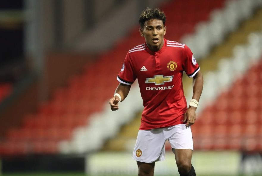ex-jogador-do-manchester-united-usa-inteligencia-artificial-para-negociar-novo-contrato-com-leyton-orient-na-terceira-divisao-inglesa