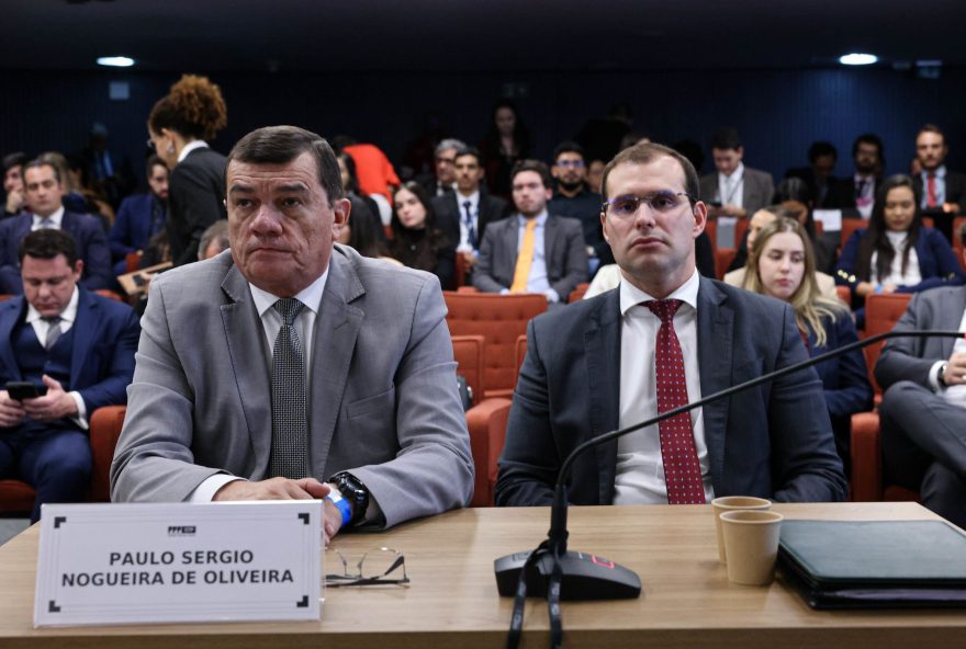 ex-ministro-da-defesa-pode-ter-pena-mais-branda2C-afirmam-especialistas-em-direito-penal