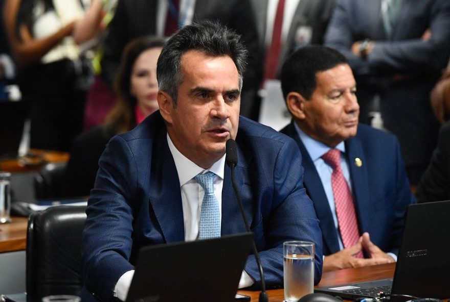 ex-ministro-de-bolsonaro-apaga-postagem-polemica-sobre-morte-do-papa