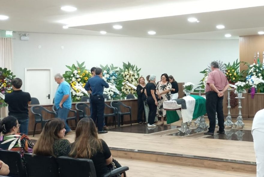 ex-prefeito-vanderlei-marsico-e-velado-na-camara-municipal-de-taquaritinga