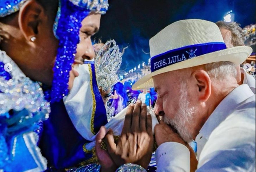 ex-presidente-lula-responde-criticas-de-desfile-de-carnaval-da-academicos-de-niteroi3A-polemicas2C-alegacoes-e-repercussoes ex-presidente-lula-responde-criticas-de-desfile-de-carnaval-da-academicos-de-niteroi3A-polemicas2C-alegacoes-e-repercussoes