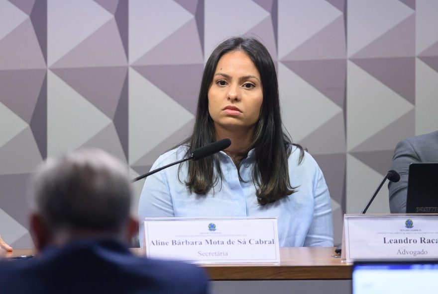 ex-secretaria-do-22careca-do-inss22-nega-ter-feito-pagamentos-a-lulinha ex-secretaria-do-22careca-do-inss22-nega-ter-feito-pagamentos-a-lulinha