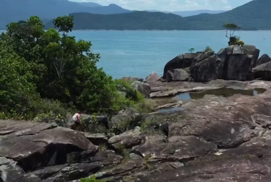 explorando-a-trilha-das-sete-praias-em-ubatuba2C-sao-paulo3A-belezas-naturais-e-aventura-no-litoral-norte