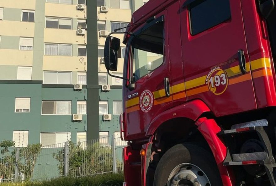 explosao-em-apartamento-no-rs-deixa-morador-gravemente-ferido-e-internado-em-uti explosao-em-apartamento-no-rs-deixa-morador-gravemente-ferido-e-internado-em-uti