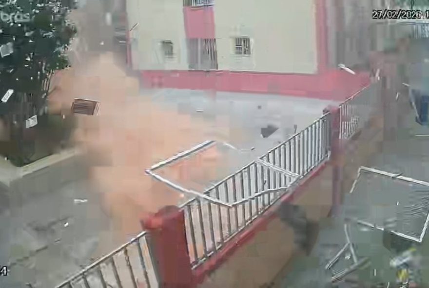 explosao-em-salvador3A-video-mostra-o-caos-e-acao-dos-bombeiros-no-incidente-do-stiep explosao-em-salvador3A-video-mostra-o-caos-e-acao-dos-bombeiros-no-incidente-do-stiep