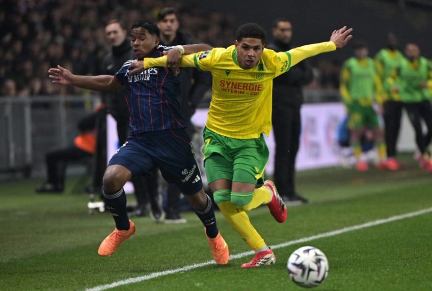 expulsao-polemica-de-endrick-em-nantes-x-lyon-gera-debates-acalorados-e-controversia-no-futebol expulsao-polemica-de-endrick-em-nantes-x-lyon-gera-debates-acalorados-e-controversia-no-futebol