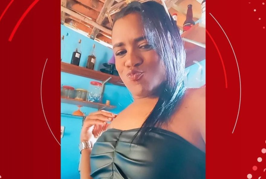 fa-pede-desculpas-a-simone-apos-incidente-com-simaria-em-show-na-ba3A-sentia-medo-fa-que-derrubou-simaria-durante-show-de-simone-desabafa-e-se-redime-com-artista-em-apresentacao-na-bahia
