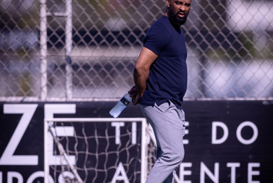 fabinho-soldado-enfrenta-desafios-para-planejar-2026-do-corinthians3A-22trabalhando-todos-os-cenarios22