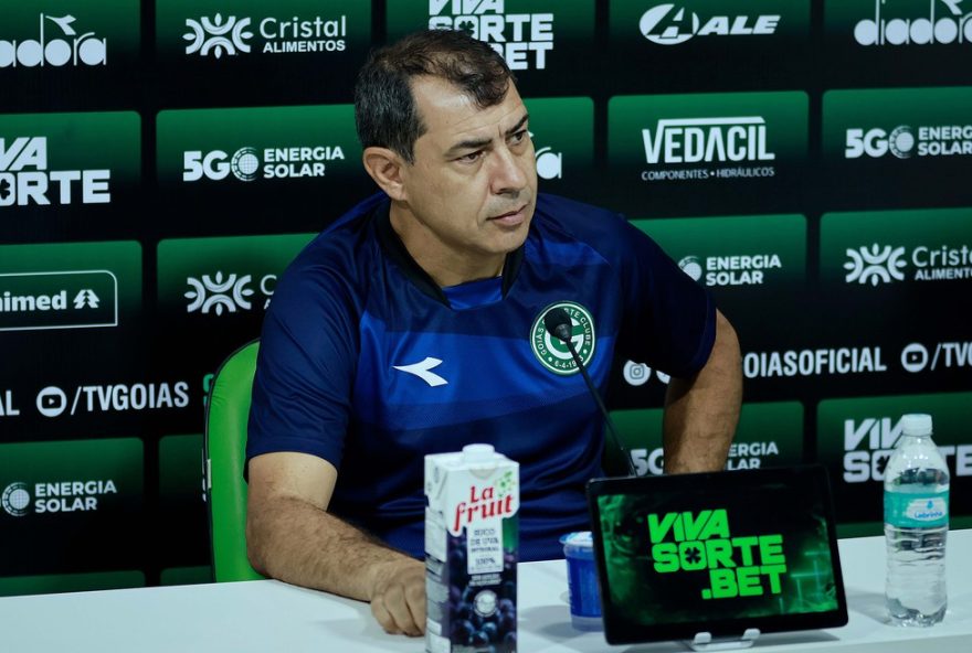 fabio-carille-critica-atuacao-apatica-do-goias-em-derrota-na-serie-b3A-falta-de-competitividade-dos-jogadores-em-campo fabio-carille-critica-atuacao-apatica-do-goias-em-derrota-na-serie-b3A-falta-de-competitividade-dos-jogadores-em-campo