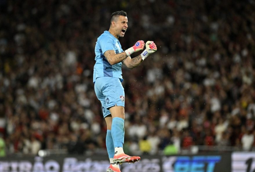 fabio3A-o-icone-da-longevidade-no-futebol-e-recordista-historico-do-fluminense fabio3A-o-icone-da-longevidade-no-futebol-e-recordista-historico-do-fluminense