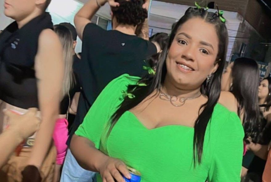 familia-de-julia-eduarda2C-vitima-de-feminicidio2C-sofre-com-perda-tragica familia-de-julia-eduarda2C-vitima-de-feminicidio2C-sofre-com-perda-tragica