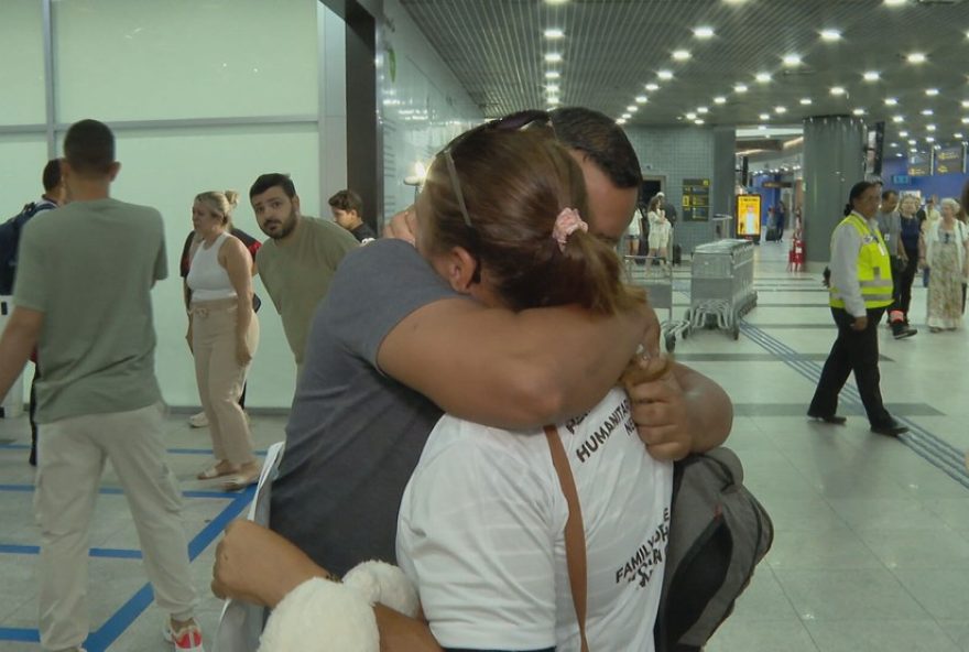 familia-de-pernambucana-vitima-de-vazamento-de-gas-na-alemanha-precisa-de-apoio-para-repatriar-corpo-e-cuidar-dos-filhos familia-de-pernambucana-vitima-de-vazamento-de-gas-na-alemanha-precisa-de-apoio-para-repatriar-corpo-e-cuidar-dos-filhos