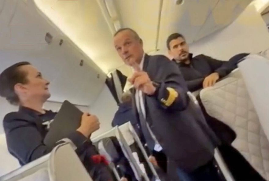 familia-expulsa-de-voo-da-air-france-apos-disputa-por-assento-na-bahia