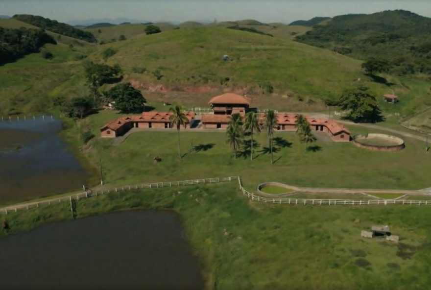 familia-garcia2C-da-serie-vale-o-escrito2C-alvo-de-operacao-por-furto-de-combustivel-da-transpetro-no-rj familia-garcia2C-da-serie-vale-o-escrito2C-alvo-de-operacao-por-furto-de-combustivel-da-transpetro-no-rj