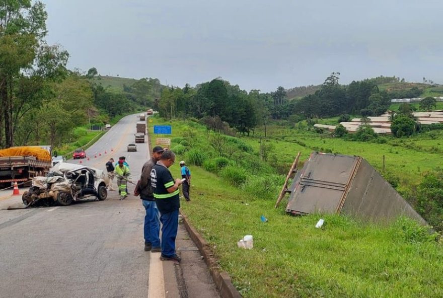 familia-morre-em-acidente-na-br-040-a-caminho-de-alto-rio-doce3B-crianca-entre-as-vitimas