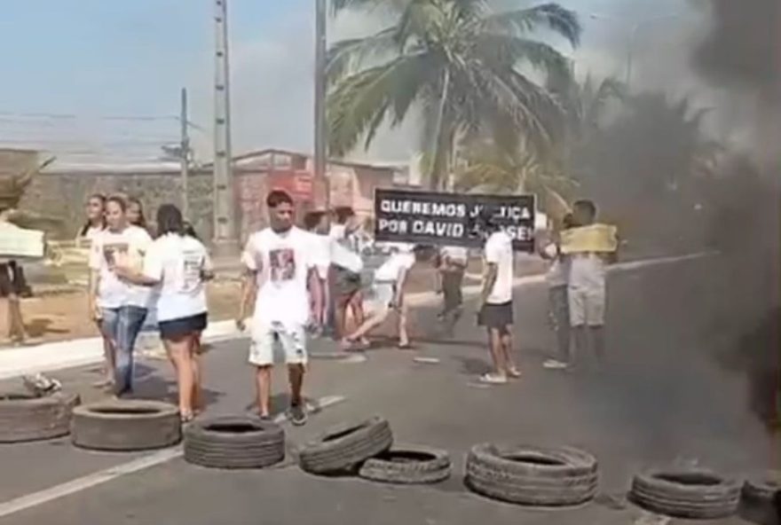 familiares-de-primos-atropelados-protestam-por-justica-no-dia-de-sao-cosme-em-sao-luis