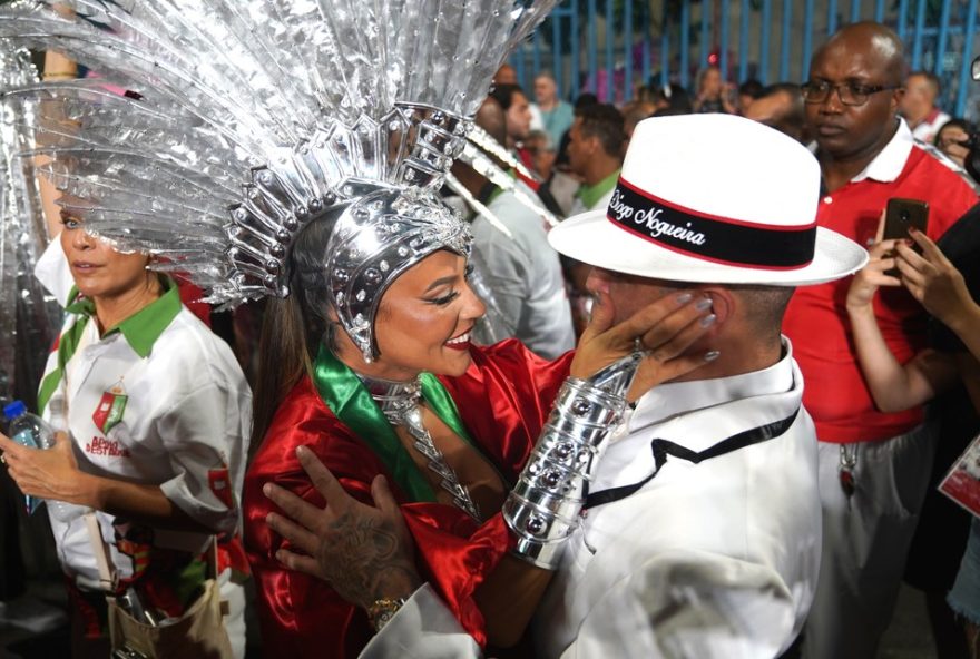 famosos-manifestam-apoio-a-paolla-oliveira-e-diogo-nogueira-apos-anuncio-de-separacao famosos-manifestam-apoio-a-paolla-oliveira-e-diogo-nogueira-apos-anuncio-de-separacao