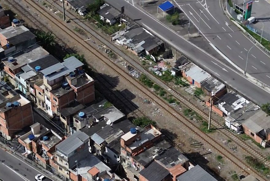 favelizacao-e-inseguranca3A-relatorio-revela-grave-situacao-nas-estacoes-da-supervia-no-rio