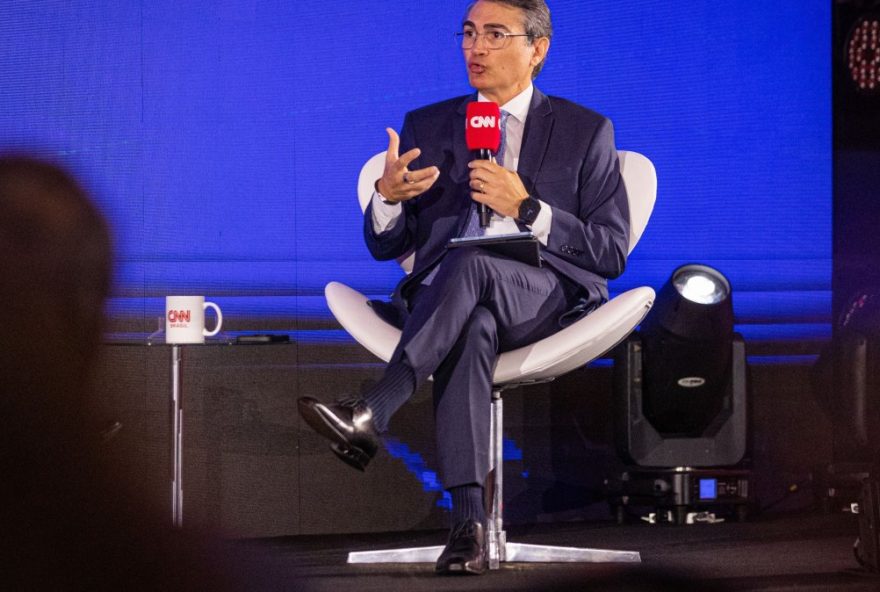 febraban3A-criticos-do-banco-central-devem-permitir-controle-da-inflacao2C-diz-isaac-sidney
