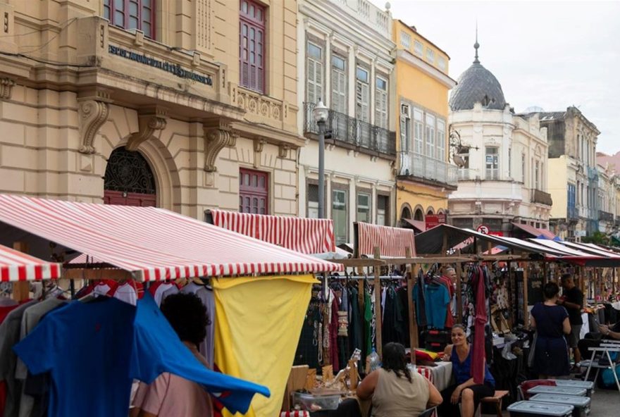 feira-do-lavradio3A-30-anos-de-historia-e-renovacao-na-boemia-carioca