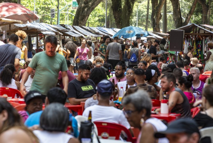 feira-livre-da-gloria3A-patrimonio-cultural-do-rj-atrai-investimentos-e-promove-diversidade
