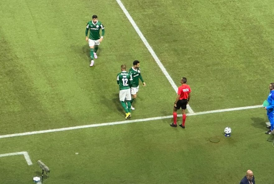 felipe-anderson-diagnosticado-com-edema-na-coxa3B-veiga-volta-ao-treino-do-palmeiras