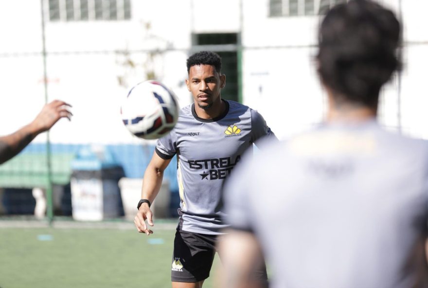 felipinho-em-duvida-para-jogo-do-criciuma-contra-o-crb3A-lesao-preocupa-para-proxima-rodada-da-serie-b